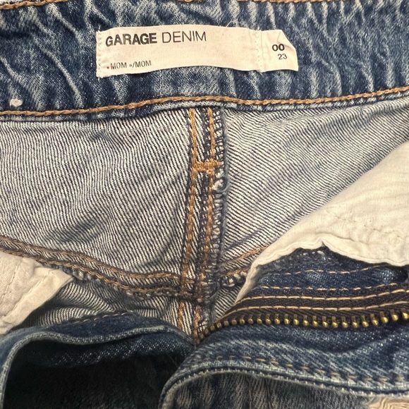 Garage High-Rise Distressed Denim Shorts - Size 00 (23) - Picture 3 of 4